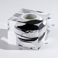 Vase cube transparent en acrylique pour fleurs fraîches, petit vase bloc en lucite pour décoration de table de salon, chambre d'hôtel, bureau
