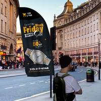 Drapeaux publicitaires promotionnels à bas prix pour sacs à dos de marche en extérieur avec logo personnalisé – Vente directe