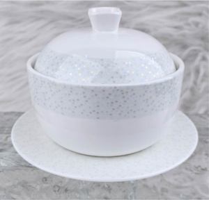 Service de vaisselle de luxe en porcelaine blanche – Bols, assiettes, plats avec couvercles – Classique, compatible lave-vaisselle, 10 pièces pour la maison et la restauration - Product Image 2