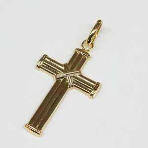 Colgantes y dijes de oro de 18 quilates Diseño simple ligero con joyería fina de cruz grande para cualquier género - Product Image 1