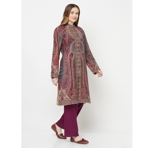 Kaftan Safaa authentique du Cachemire très demandé pour femmes, vêtement traditionnel confortable, disponible à prix réduit - Product Image 1