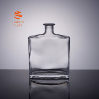 Bouteille en verre transparente carrée plate de 700 ml, col court, bouteille à liqueur en verre épais vide pour whisky, brandy, logo personnalisé