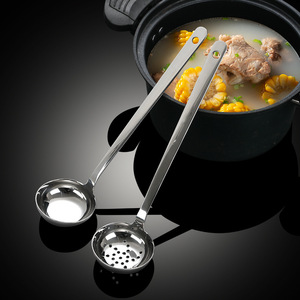 ทัพพีตักซุปสแตนเลส 316L พร้อมที่กรอง ด้ามยาว ก้นแบน อเนกประสงค์ สำหรับใช้ในบ้านและในที่สาธารณะ - Product Image 3