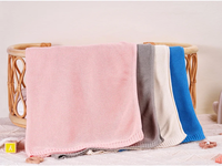 Couverture bébé tricotée personnalisée, cadeau brodé pour une fête de naissance, nom monogrammé, cadeau doux pour nouveau-né