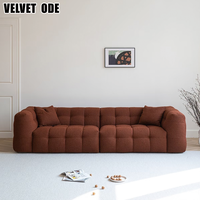 Canapé d'angle Chesterfield en tissu capitonné de style italien moderne haut de gamme Boba pour salon de luxe, villa, écologique