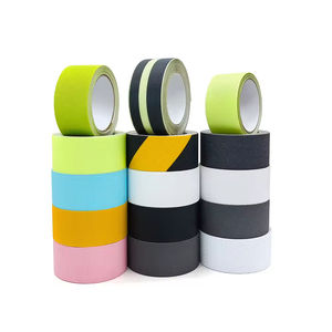 GY Feuille de ruban adhésif en PVC PET personnalisé Large usage Ruban de sécurité antidérapant pour marche et échelle pour avertissement - Product Image 5