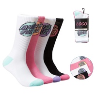 Geringe Mindestbestellmenge OEM Damen Baumwoll-Crew-Socken mit Eigenem Logo, Atmungsaktive Einweg-Sportsocken in Schwarz und Weiß mit Gestricktem Logodruck