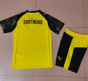 Maillot de football rétro Nostalgia 1998-2006, classique, respirant, léger, été, col en V, 100% polyester - Product Image 1