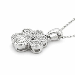 Collier pendentif adorable en forme de patte de chat, en or blanc massif 18 carats, avec breloque en forme de cœur et de poire, poids total de 0,4 carat. - Product Image 2
