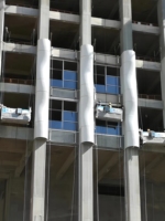Panneau de mur-rideau en aluminium sur mesure, surface anodisée, revêtement extérieur moderne, 70 pouces de haut