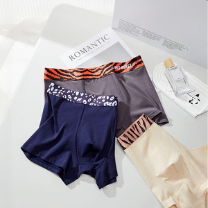 Slip da <span class=keywords><strong>Uomo</strong></span> in Cotone e Spandex, Alta Elasticità, Traspirante, Nuovo Design con Stampa Animalier, Vendita all'Ingrosso, Disponibile in Stock, <span class=keywords><strong>per</strong></span> Uso Quotidiano - Product Image 2