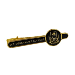 Spilla per Cravatta Professionale in Metallo Dorato con Smalto Morbido, Logo Personalizzato, Fermacravatta su Misura per Uomo - Product Image 6