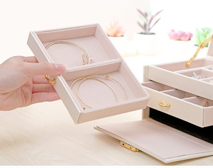 Étui en cuir blanc de haute qualité pour bijoux et organisateur de luxe verrouillable, boîte de présentation de bijoux, boîte à bagues - Product Image 6