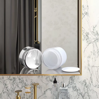 Ensemble de contenants cosmétiques en verre blancs vides, flacons et vaporisateurs de haute qualité sérigraphiés pour crème, tonique, sérum et diffuseur