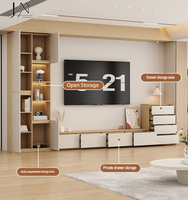 Meuble mural TV symétrique en bois crème, console multimédia flottante intégrée avec éclairage LED encastré