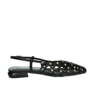 Sandales plates pour femmes Keys K-10740 noires à lanières cloutées et bout pointu - Product Image 4