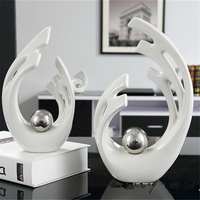 Ornements en céramique de luxe nordique en forme d'aile, plaqués or et argent, statues abstraites, sculptures d'art moderne pour la décoration de bureau et de maison