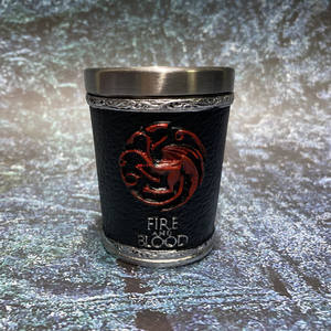 Winner gelas bir <span class=keywords><strong>Resin</strong></span> antik kreatif dengan GTA31-32 kepala serigala Stark House Logo Mini gelas minum anggur untuk acara pesta - Product Image 6