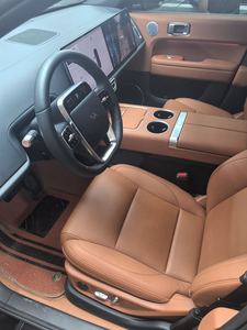 Auto Usado 2025 Li Auto L6 Pro Smart Refresh EV 7800km Pintura Original Volante a la Izquierda Precio de Mayoreo Listo para Enviar - Product Image 6