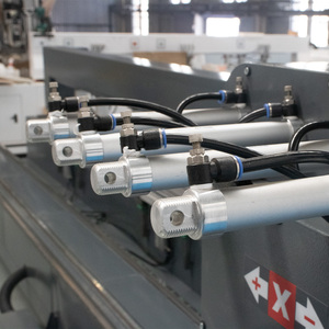 Machine de perçage efficace pour les trous de serrures de portes en bois, pour la production en série et les ateliers de travail du bois professionnels - Product Image 6