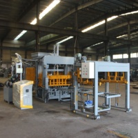 Machine à blocs de bordure hydraulique QT8-15 pour matériaux de construction routière
