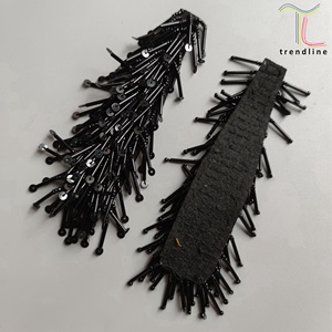 Appliques personnalisées faites à la main en <span class=keywords><strong>tube</strong></span> de verre noir 3D coloré avec des paillettes pour sandales d'été pour femmes - Product Image 3