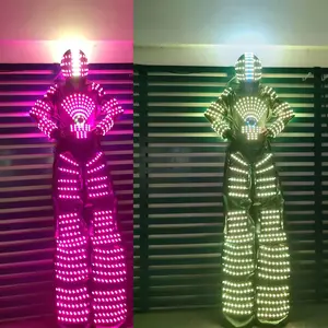 FUNTOYS LED Robot kostüm led giysi Stilts yürüteç kostüm LED takım kostüm kask lazer CO2 Gun Jet makinesi