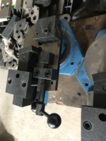 Cintreuse universelle pour fer forgé