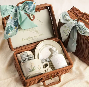Coffret <span class=keywords><strong>Cadeau</strong></span> Promotionnel Fête des Mères : Serviette, Parfum, Bougie, Mug, Couverture – Luxe Personnalisé pour Femme, Relaxation Spa en Nylon - Product Image 2