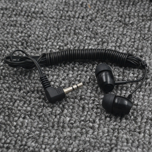 <span class=keywords><strong>Auriculares</strong></span> <span class=keywords><strong>intrauditivos</strong></span> con cable, audífonos de 3,5mm de color negro con cable para líneas aéreas - Product Image 3
