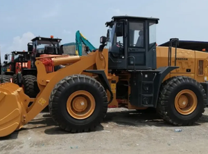 Máquina para Movimiento de Tierras 855N de 5 Toneladas con Abrazadera Rotatoria de Barril, Buen Precio en Venta - Product Image 2