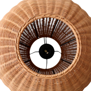 La lampe 015 présente un abat-jour moderne en forme de boule avec une tressage unique en rotin naturel, créant une ambiance chaleureuse et confortable, idéale pour embellir votre intérieur. - Product Image 1