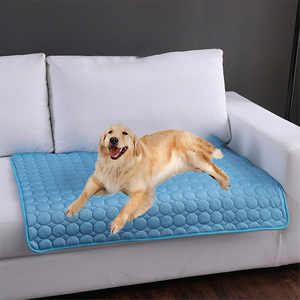 Großhandel Sommer Haustier Kühl matte Selbst kühlendes <span class=keywords><strong>Pad</strong></span> für Hunde Wasch bare wieder verwendbare Bett matte Modern Solid für Autos itze Schlafen - Product Image 1