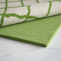 Sous-couche de tapis en feutre non tissé thermocollée avec support adhésif antidérapant, résistante à l'huile et adaptée aux animaux domestiques, pour la protection des sols en bois dur et carrelage