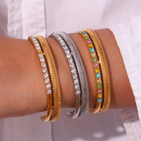 Dames armband met dubbele laag, zirkoon-ingelegd fruitpatroon, open manchet, roestvrij staal, verguld, vintage cadeau sieraden