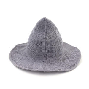 Chapeau de sorcière gris en tricot doux, respirant et extensible, accessoire de costume festif pour Halloween et cosplay, vente en gros - Product Image 4
