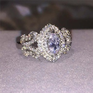 Anello con Cristallo a Forma di Farfalla e Fiore per Donne, Elegante Accessorio Floreale per Uso Quotidiano e Feste - Product Image 1
