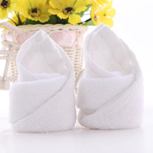 Débarbouillettes <span class=keywords><strong>et</strong></span> serviettes <span class=keywords><strong>de</strong></span> <span class=keywords><strong>toilette</strong></span> hypoallergéniques en bambou biologique personnalisées <span class=keywords><strong>et</strong></span> réutilisables pour les nouveau-nés. - Product Image 6