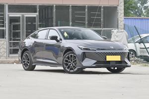 China Goedkope Auto Hot Selling Changan UNI-V 1.5T/2.0T 2024 Gebruikte Auto Idd Benzine Auto Te Koop - Product Image 4