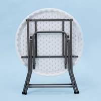 Article populaire 60*110cm avec table ronde en plastique de panneau épais de 35mm et table extérieure ronde et table en plastique pliable