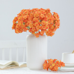 Flores Artificiales de Margarita, Plástico y Seda, Estilo Minimalista, Decoración para Bodas y Hogar, Reutilizables, Reciclables, Hechas a Mano - Product Image 2