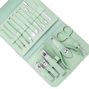 Ensemble de 16 <span class=keywords><strong>coupe</strong></span>-<span class=keywords><strong>ongles</strong></span> et outils de pédicure en acier inoxydable Nouveaux <span class=keywords><strong>coupe</strong></span>-<span class=keywords><strong>ongles</strong></span> inclinés pour la beauté - Product Image 6