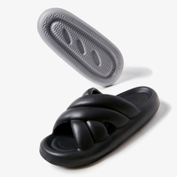 Sandales d'hiver chaudes pour femmes en EVA à plateforme, avec brides croisées, antidérapantes, à bout en acier, semelle épaisse, type sabot ou pantoufle de toilette
