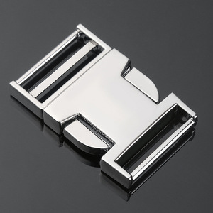 Hebilla de Liberación Lateral Metálica de 32 mm, Plateada, Resistente, para Cinturones, Bolsos y Accesorios - Product Image 1