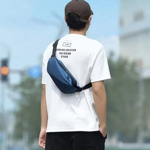 Nouveau sac de poitrine de style <span class=keywords><strong>moto</strong></span> en PU | Sac à bandoulière multifonction pour hommes et femmes-Sac à bandoulière de transport à la mode personnalisé - Product Image 1