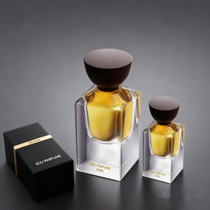 Flaconi di Profumo Vuoti Personalizzati con Tappo, Cilindrici da 30ml 50ml, Spray <span class=keywords><strong>in</strong></span> <span class=keywords><strong>Vetro</strong></span>, All'ingrosso, Quadrati, Vuoti, con Scatola - Product Image 1