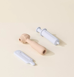 Nouvel ensemble de jeu vétérinaire en silicone mignon, ensemble de docteur en silicone personnalisé pour les tout-petits, kits de jeu vétérinaire semblant - Product Image 4