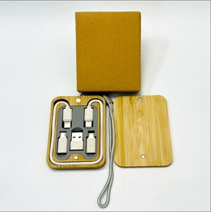 Kit Adaptador Multi USB 6 en 1 con Caja de Almacenamiento de Bambú, Kit de Cables de Carga Rápida, Convertidor USB <span class=keywords><strong>C</strong></span> a Tipo <span class=keywords><strong>C</strong></span>/Micro - Product Image 4