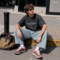 T-shirt surdimensionné personnalisé sur mesure 300 GSM pour homme en coton 30S avec broderie strass et bords bruts pour marque de créateur, marque privée, OEM