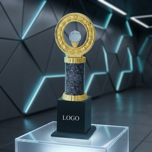 Trophée portable plaqué or avec centre en cristal, impression UV, base gravée au laser, modèle 766 B pour événements sportifs - Product Image 1